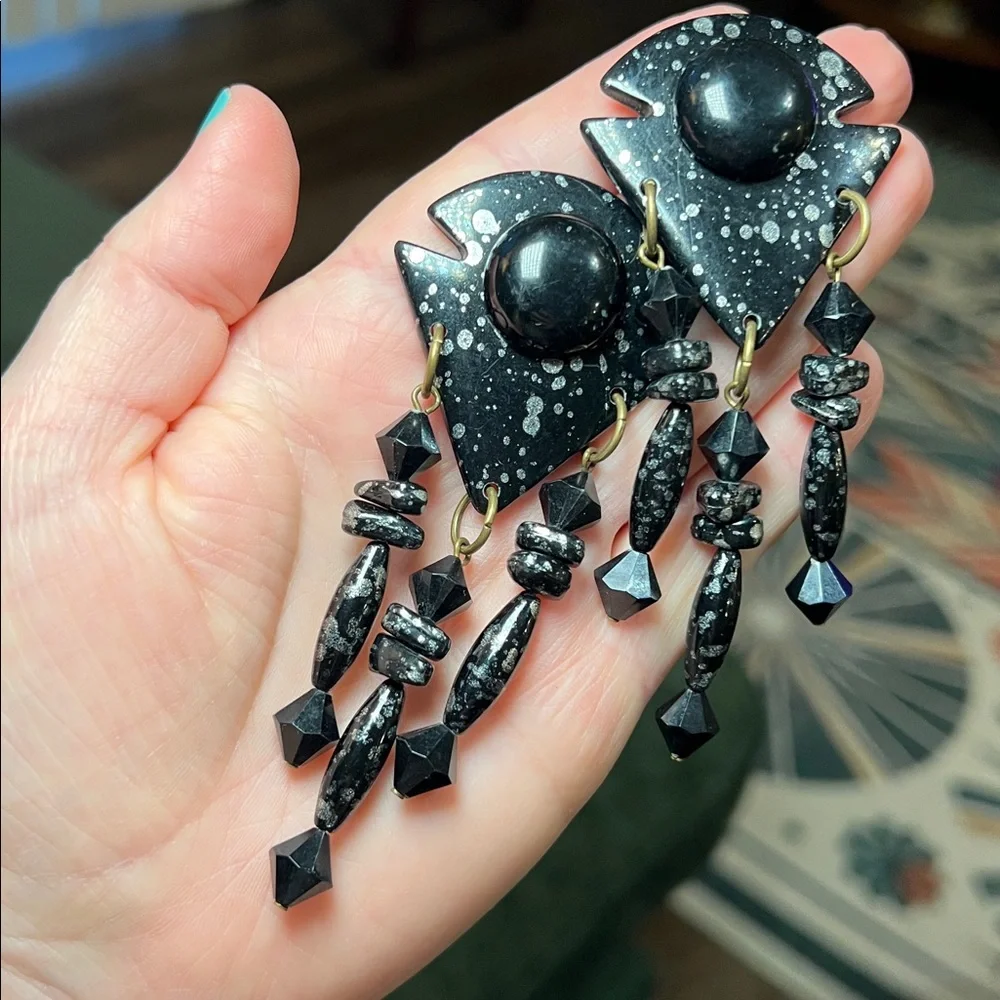 Chunky VTG Southwestern 80s Arrowhead Splatter Beaded Dangle Statement Earrings